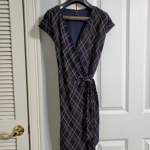 Ann Taylor petite wrap dress